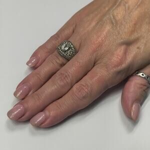 Vintage 2 Carat Genuine White Topaz - Solid 925 Sterling Silver Ring.